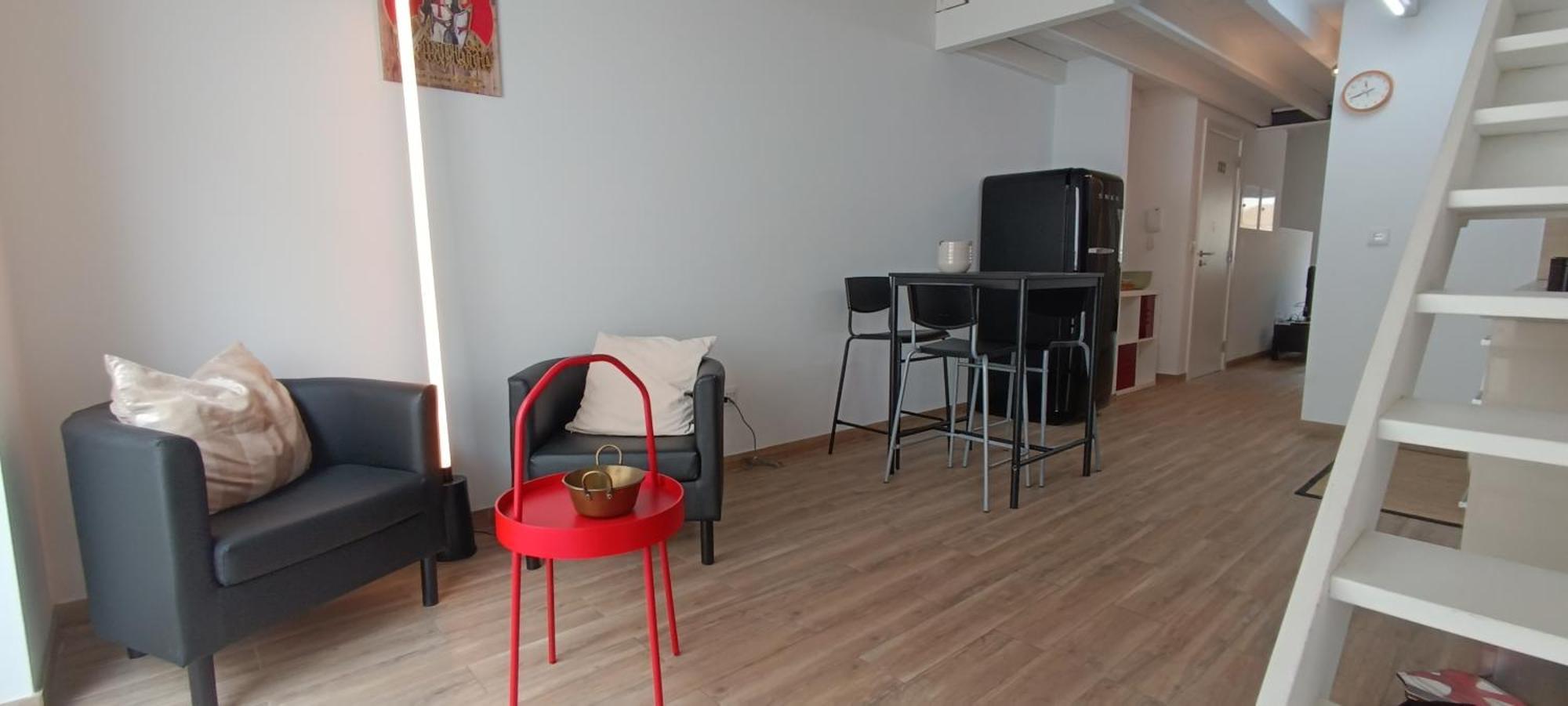 Tomarhousing - Templar Apartment Ngoại thất bức ảnh